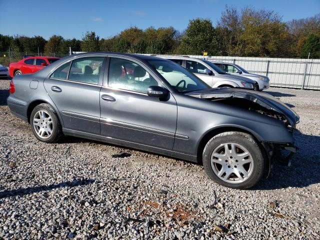 WDBUF26J06A977653 - 2006 MERCEDES-BENZ E 320 CDI GRAY photo 4