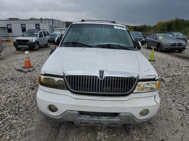 5LMEU27R32LJ14143 - 2002 LINCOLN NAVIGATOR თეთრი ფოტო 5