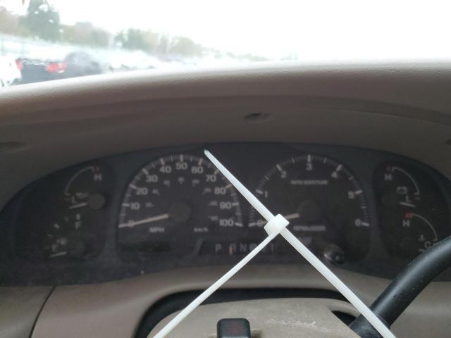 5LMEU27R32LJ14143 - 2002 LINCOLN NAVIGATOR თეთრი ფოტო 9