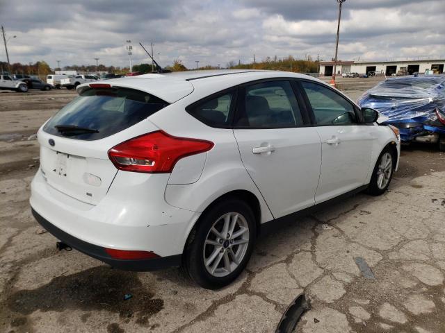 1FADP3K2XJL292324 - 2018 FORD FOCUS SE WHITE photo 3