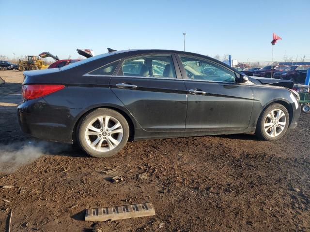 5NPEC4AC3BH156777 - 2011 HYUNDAI SONATA SE BLACK photo 3