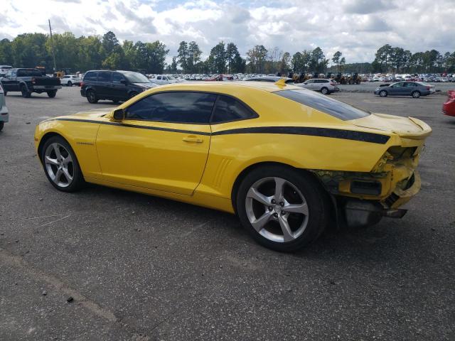 2G1FC1E30D9141584 - 2013 CHEVROLET CAMARO LT YELLOW photo 2