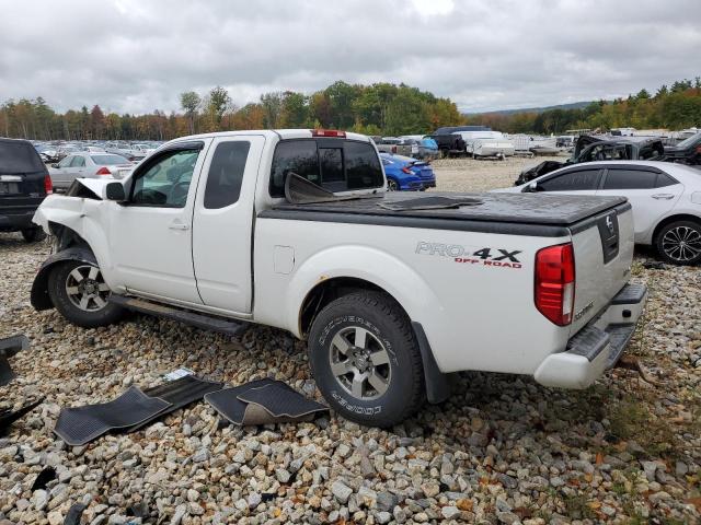 1N6AD0CW6CC425618 - 2012 NISSAN FRONTIER SV WHITE photo 2