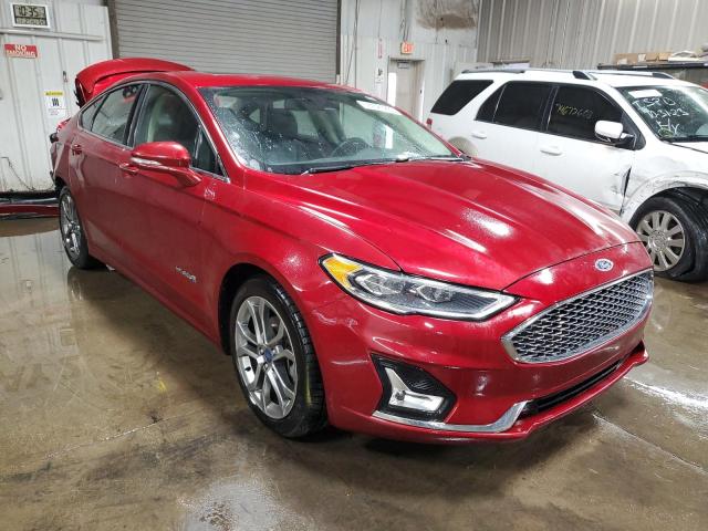 3FA6P0RU3KR210984 - 2019 FORD FUSION TITANIUM RED photo 4