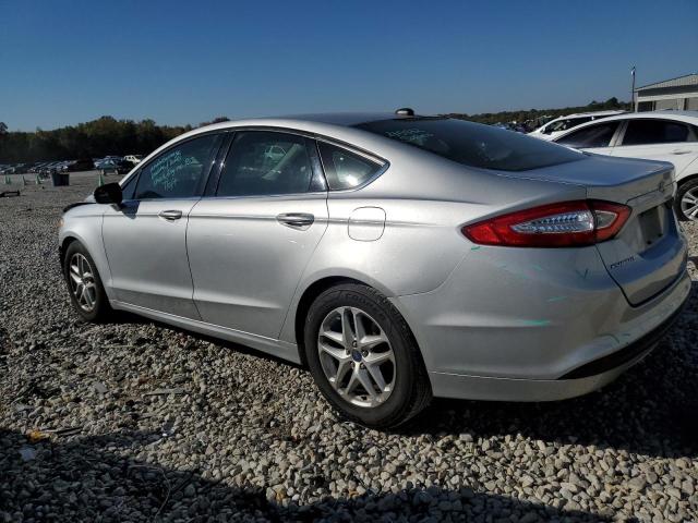 1FA6P0HD0F5131198 - 2015 FORD FUSION SE SILVER photo 2