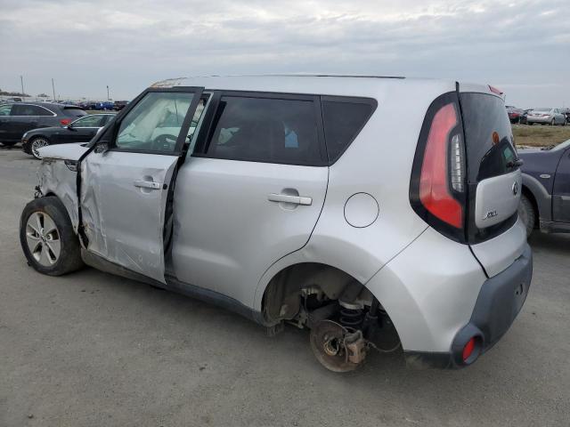 KNDJN2A22G7859111 - 2016 KIA SOUL SILVER photo 2