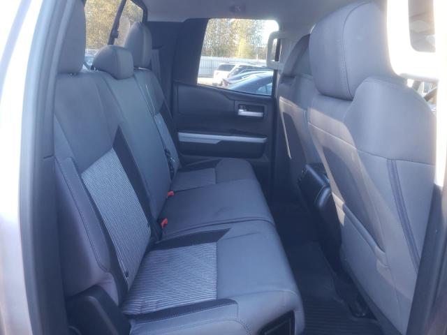 5TFUY5F19EX385371 - 2014 TOYOTA TUNDRA DOUBLE CAB SR/SR5 SILVER photo 10