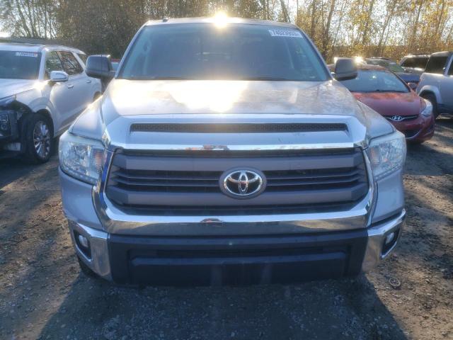 5TFUY5F19EX385371 - 2014 TOYOTA TUNDRA DOUBLE CAB SR/SR5 SILVER photo 5