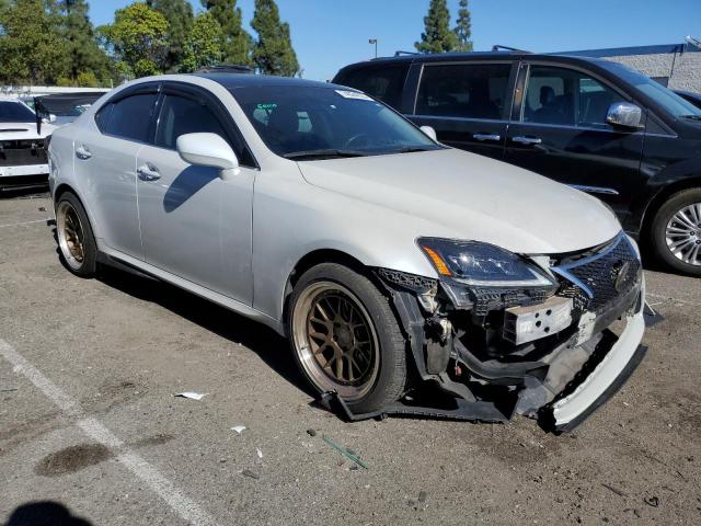 JTHCK262862005020 - 2006 LEXUS IS 250 WHITE photo 4