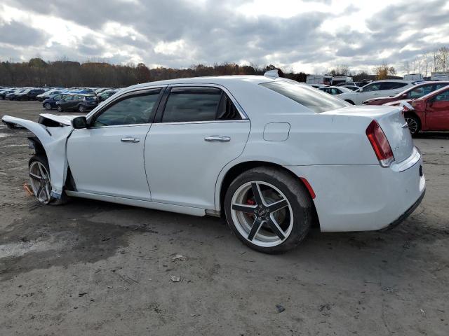 2C3CCAKG5HH530075 - 2017 CHRYSLER 300C WHITE photo 2