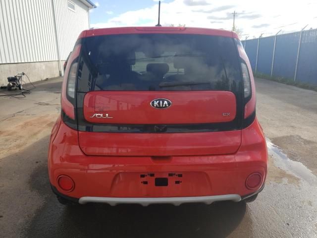 KNDJP3A57K7676239 - 2019 KIA SOUL + RED photo 6