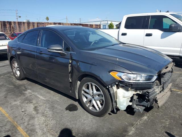 3FA6P0H70GR315792 - 2016 FORD FUSION SE GRAY photo 4