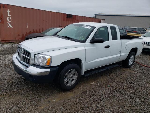 1D7HW42N15S365953 - 2005 DODGE DAKOTA SLT WHITE photo 1