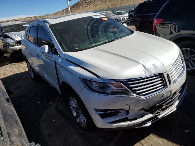 5LMCJ2D97GUJ01255 - 2016 LINCOLN MKC SELECT 白色 照片 4