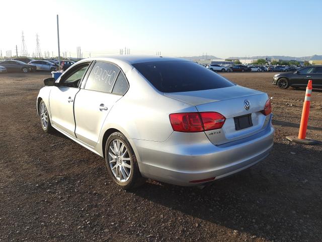 3VW2K7AJ2EM234385 - 2014 VOLKSWAGEN JETTA BASE 银色 照片 3