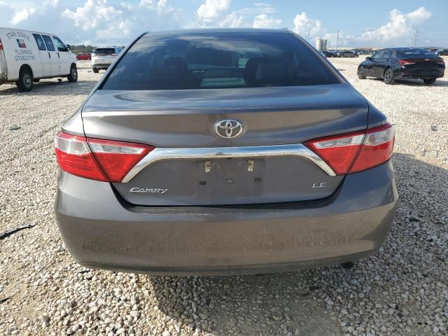 4T1BF1FK4HU714607 - 2017 TOYOTA CAMRY LE CHARCOAL photo 6