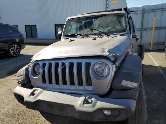 1C4GJXAG4KW518984 - 2019 JEEP WRANGLER SPORT SILVER photo 5