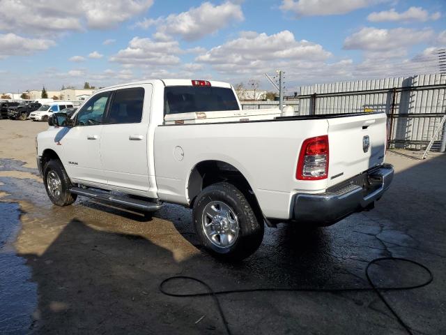 3C6UR5DL9NG239386 - 2022 RAM 2500 BIG HORN/LONE STAR WHITE photo 2