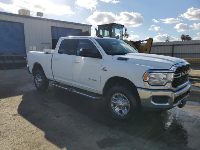 3C6UR5DL9NG239386 - 2022 RAM 2500 BIG HORN/LONE STAR WHITE photo 4