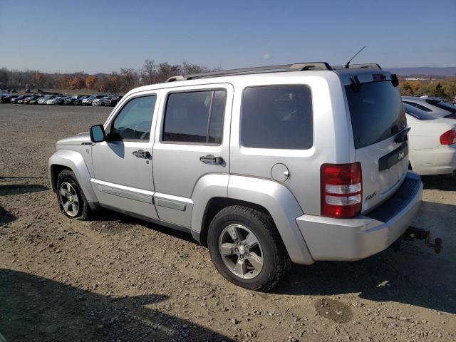 1J8GN28K78W205043 - 2008 JEEP LIBERTY SPORT SILVER photo 2