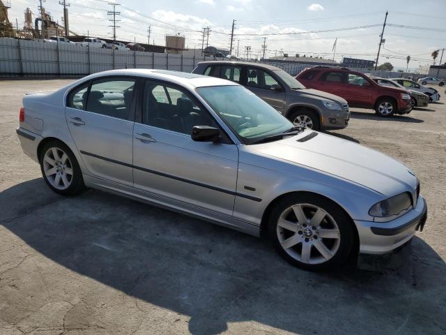 WBAAM5339YJR55779 - 2000 BMW 328 I SILVER photo 4