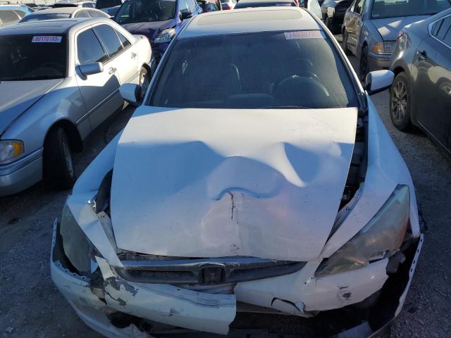 1HGCM56827A021045 - 2007 HONDA ACCORD EX WHITE photo 5