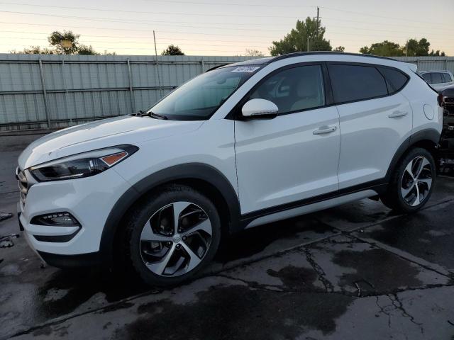 KM8J33A24JU639498 - 2018 HYUNDAI TUCSON VALUE WHITE photo 1