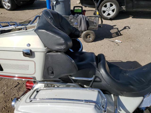 1HD1FCW172Y627267 - 2002 HARLEY-DAVIDSON FLHTCUI 双色 照片 11