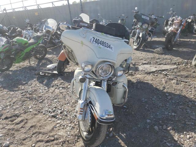 1HD1FCW172Y627267 - 2002 HARLEY-DAVIDSON FLHTCUI 双色 照片 2