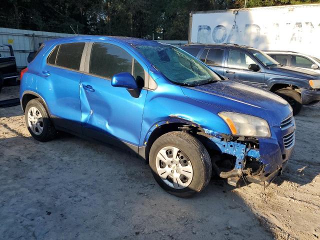 KL7CJKSB6FB078653 - 2015 CHEVROLET TRAX LS BLUE photo 4