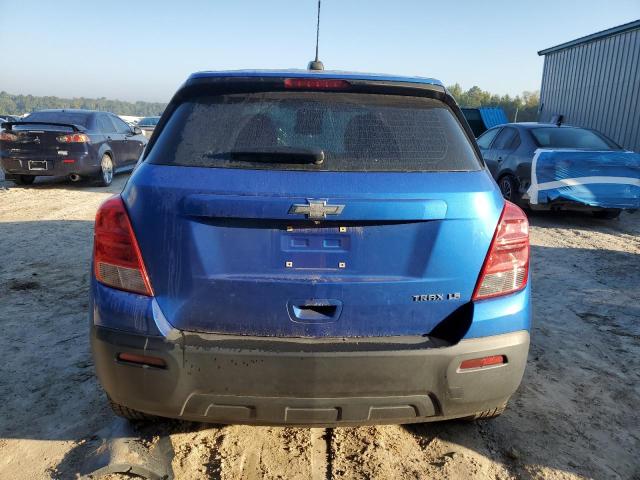 KL7CJKSB6FB078653 - 2015 CHEVROLET TRAX LS BLUE photo 6