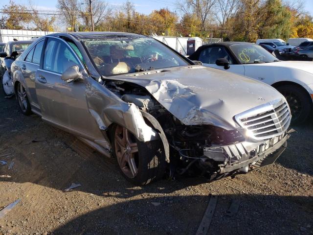 WDDNG86X28A228453 - 2008 MERCEDES-BENZ S 550 4MATIC GRAY photo 4