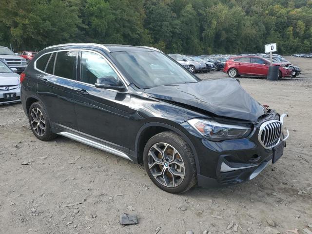 WBXJG9C00L5R41653 - 2020 BMW X1 XDRIVE28I BLACK photo 4