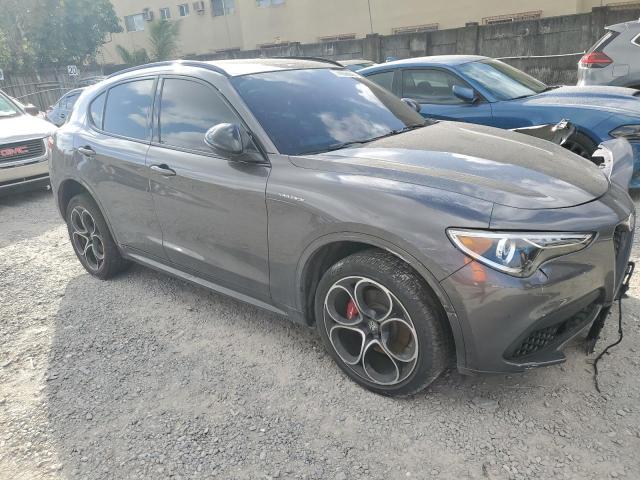 ZASPAKBN0N7D38083 - 2022 ALFA ROMEO STELVIO TI GRAY photo 4