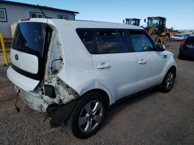 KNDJN2A29H7470421 - 2017 KIA SOUL WHITE photo 3