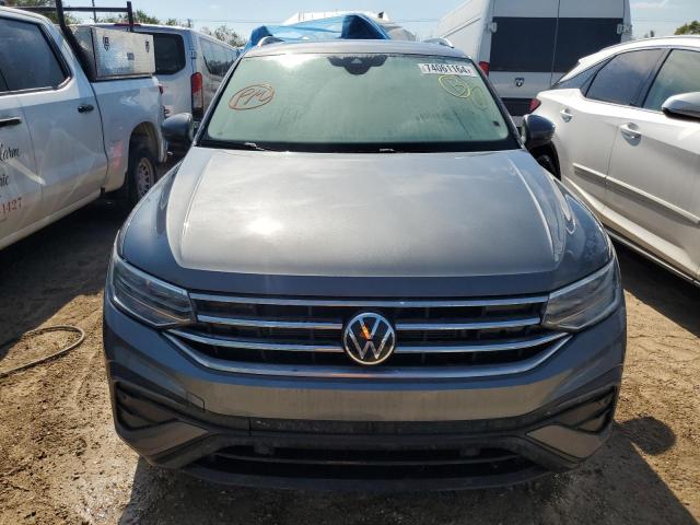 3VVNB7AX4RM099826 - 2024 VOLKSWAGEN TIGUAN SE GRAY photo 5