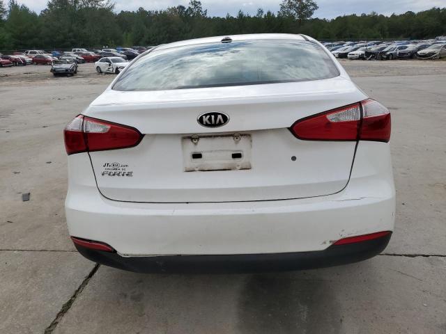 KNAFK4A60E5062245 - 2014 KIA FORTE LX WHITE photo 6