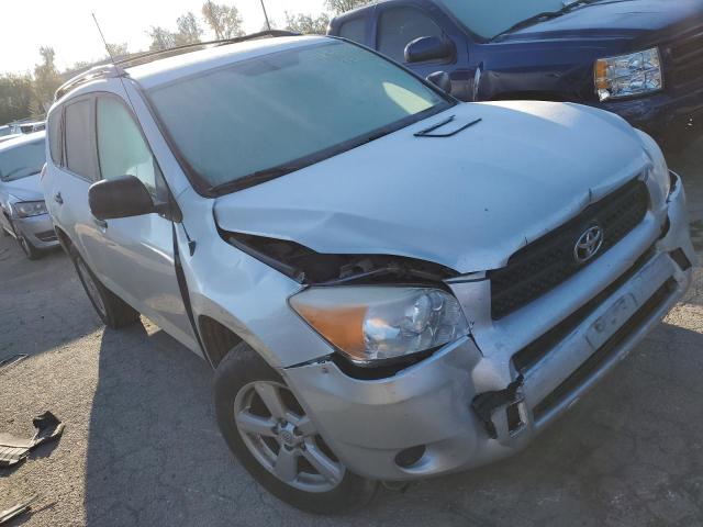 JTMBD33V176046286 - 2007 TOYOTA RAV4 SILVER photo 4