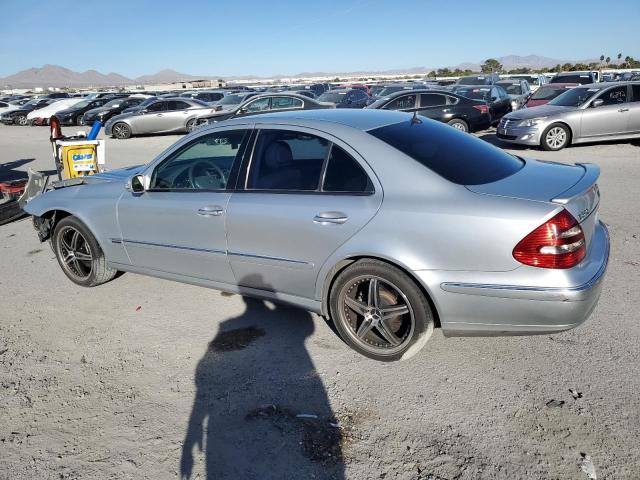 WDBUF26J26A876730 - 2006 MERCEDES-BENZ E 320 CDI SILVER photo 2