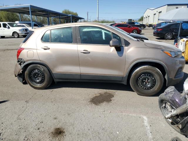 3GNCJKSB8JL166072 - 2018 CHEVROLET TRAX LS TAN photo 4