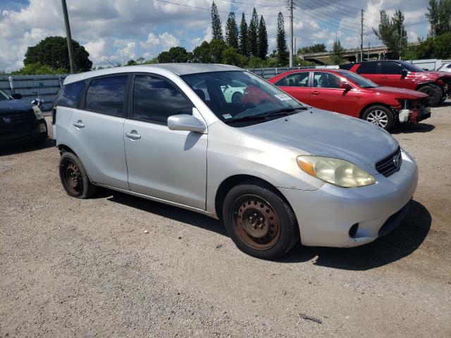 2T1KR32E96C560770 - 2006 TOYOTA COROLLA MA XR GRAY photo 4