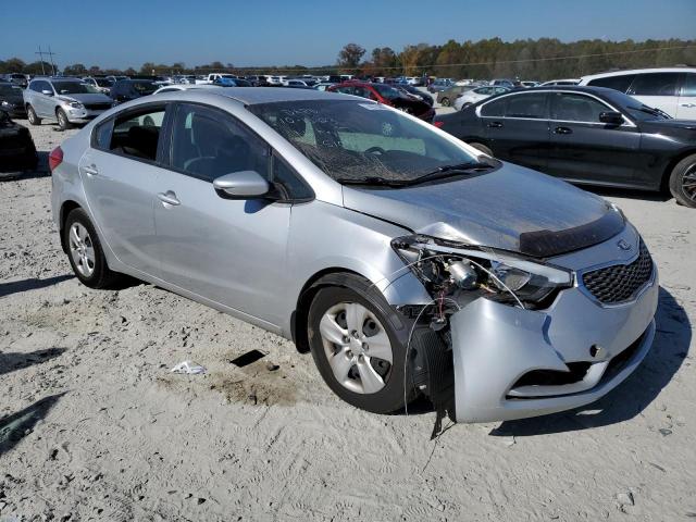 KNAFK4A69G5605109 - 2016 KIA FORTE LX SILVER photo 4