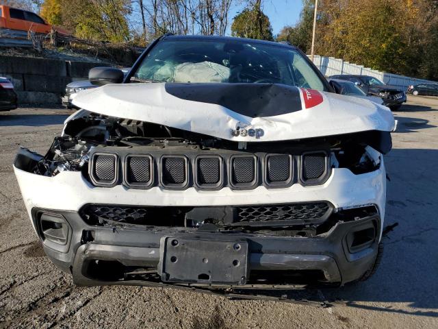 3C4NJDDB6NT159895 - 2022 JEEP COMPASS TRAILHAWK WHITE photo 5