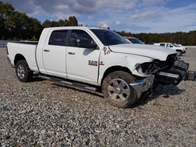 3C6UR5ML2FG571770 - 2015 RAM 2500 SLT თეთრი ფოტო 4