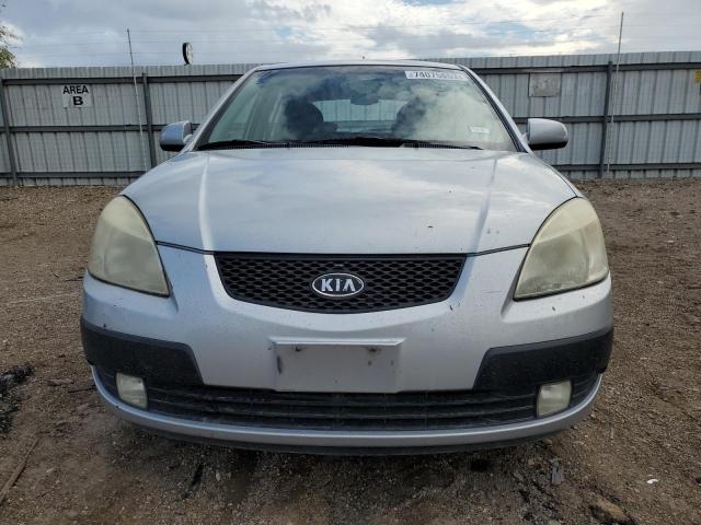 KNADE243596538395 - 2009 KIA RIO 5 SX SILVER photo 5