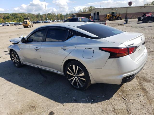 1N4BL4CW8LN322471 - 2020 NISSAN ALTIMA SR SILVER photo 2