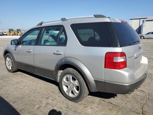 1FMDK02107GA12857 - 2007 FORD FREESTYLE SEL SILVER photo 2