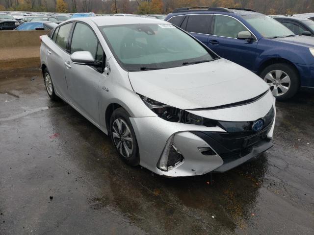 JTDKARFP3H3000468 - 2017 TOYOTA PRIUS PRIM 银色 照片 4