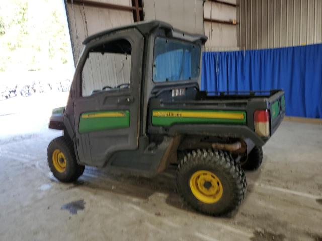 1M0835MBKJM010123 - 2018 JOHN DEERE XUV835M GREEN photo 3