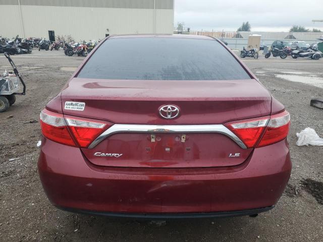 4T1BF1FK6HU703804 - 2017 TOYOTA CAMRY LE RED photo 6